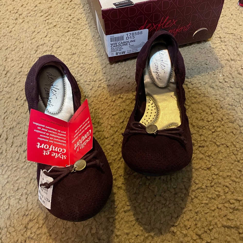 Dexflex Comfort maroon flats